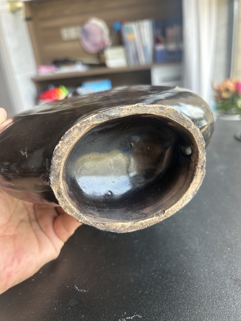 古玩陶瓷金元耀州窯樹葉紋黑釉扁壺(雙樹葉紋)拍賣,當(dāng)前價格376元