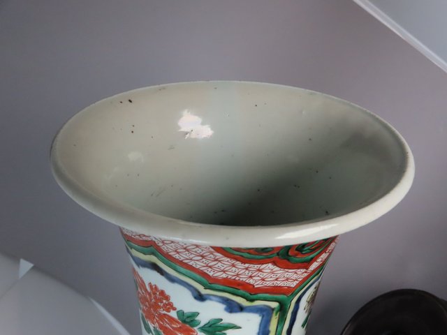 古玩陶瓷五彩花觚真品鑒賞圖