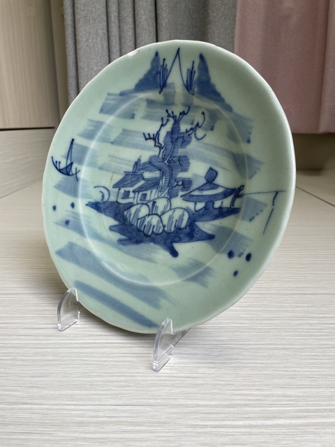 古玩陶瓷清中期 冬青釉青花山水高士垂釣紋盤真品鑒賞圖