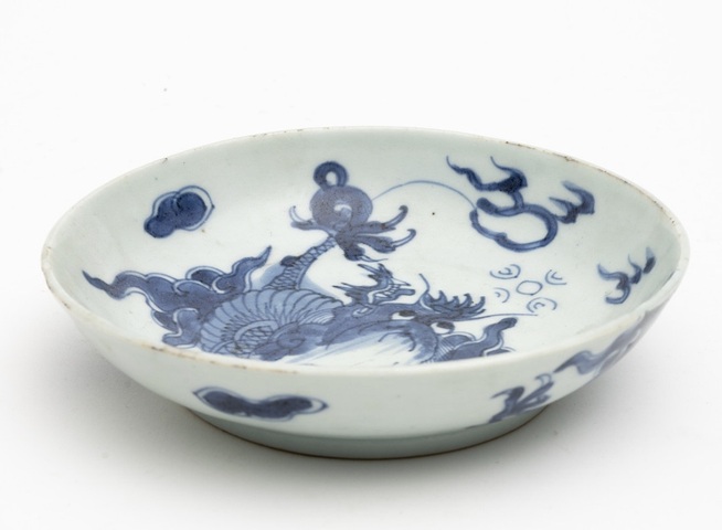 古玩陶瓷青花過墻龍紋盤真品鑒賞圖