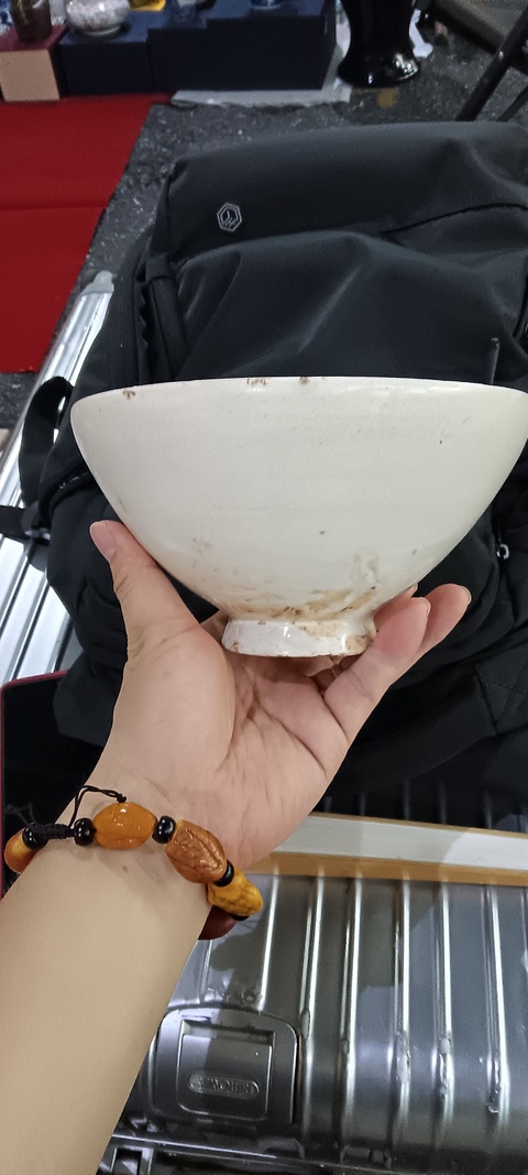 古玩陶瓷磁州窯白釉碗真品鑒賞圖
