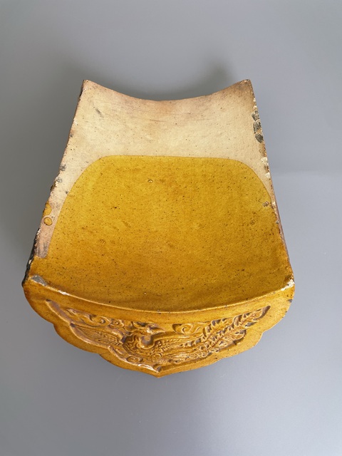 古玩陶瓷明末清初 黃釉鳳紋瓦當(dāng)拍賣,當(dāng)前價(jià)格500元