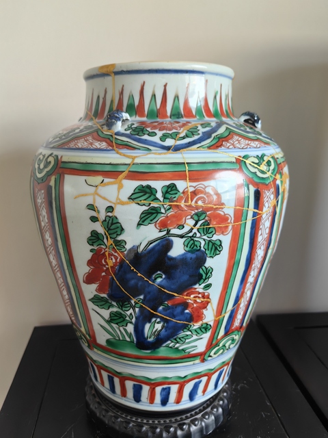 古玩陶瓷青花五彩開窗花卉紋罐拍賣,當前價格8000元