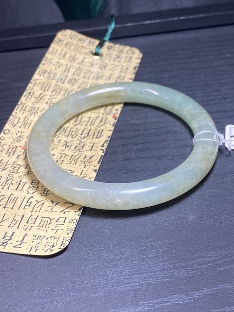 古玩玉器極美清代冰糯天然翡翠手鐲拍賣，當前價格11000元
