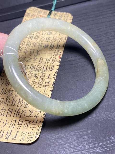 古玩玉器極美清代冰糯天然翡翠手鐲拍賣，當前價格11000元