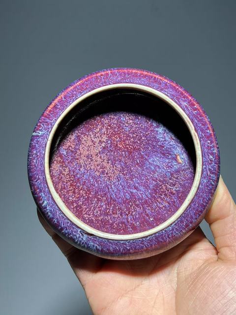 古玩陶瓷紅釉窯變筆洗真品鑒賞圖