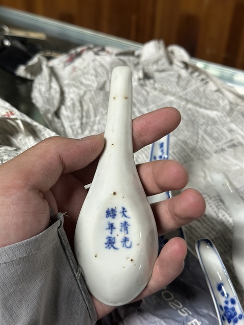 古玩陶瓷清光緒 青花折枝花卉紋勺（瓷業公司風格）真品鑒賞圖