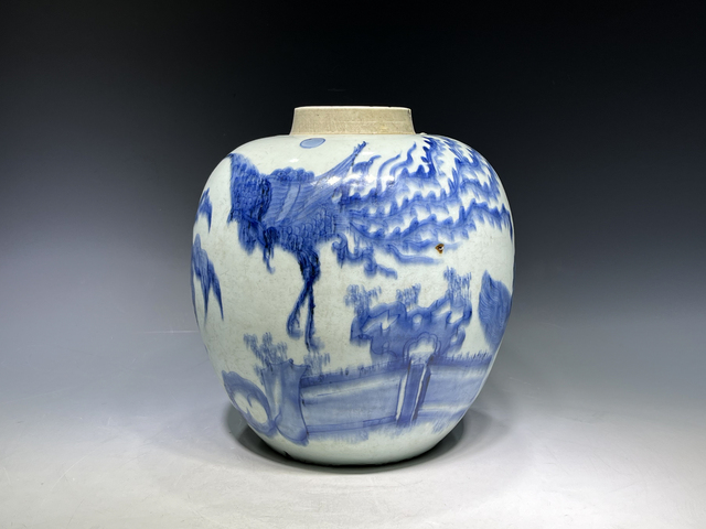 古玩陶瓷清順治·青花麒麟斗鳳芭蕉紋罐拍賣，當前價格1838元