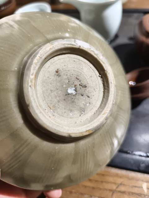 古玩陶瓷龍泉窯蓮瓣斂口碗真品鑒賞圖