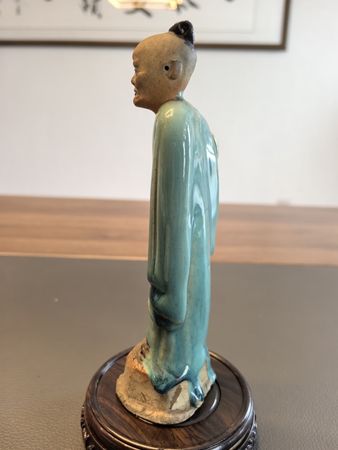 古玩陶瓷晚清石灣窯仙官造像真品鑒賞圖