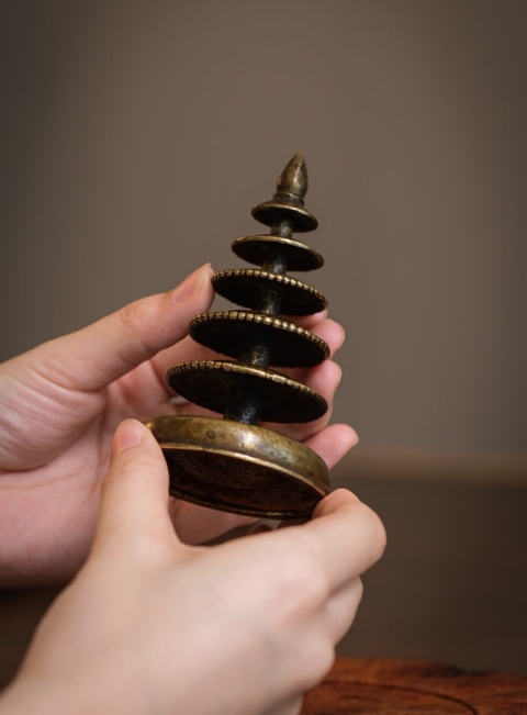 古玩銅器佛塔真品鑒賞圖