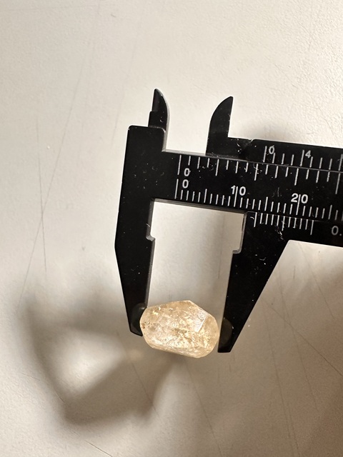 古玩玉器千年水晶墜子拍賣，當前價格190元