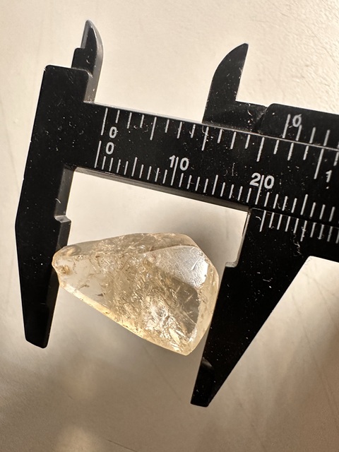古玩玉器千年水晶墜子拍賣，當前價格190元