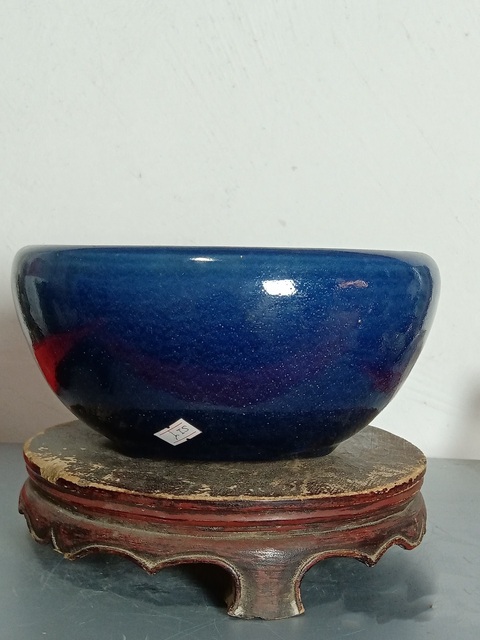 古玩陶瓷清中期霽藍釉香爐拍賣,當前價格1350元