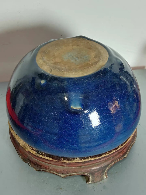 古玩陶瓷清中期霽藍釉香爐拍賣,當前價格1350元
