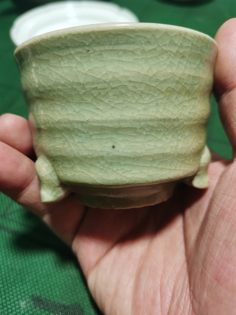 古玩陶瓷龍泉爐真品鑒賞圖
