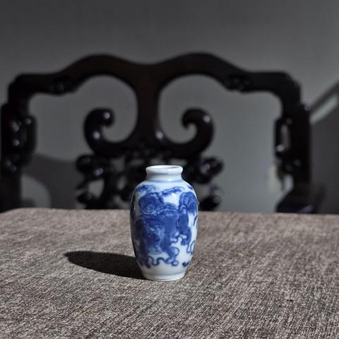 古玩陶瓷青花鼻煙壺真品鑒賞圖