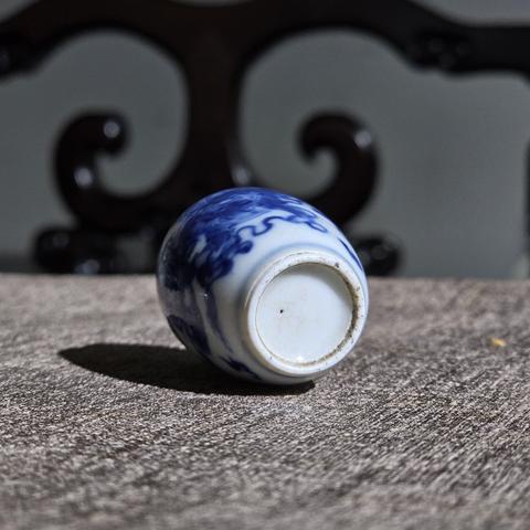 古玩陶瓷青花鼻煙壺真品鑒賞圖