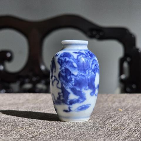 古玩陶瓷青花鼻煙壺真品鑒賞圖