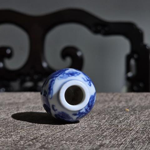 古玩陶瓷青花鼻煙壺真品鑒賞圖