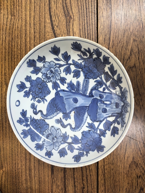 古玩陶瓷青花盤真品鑒賞圖