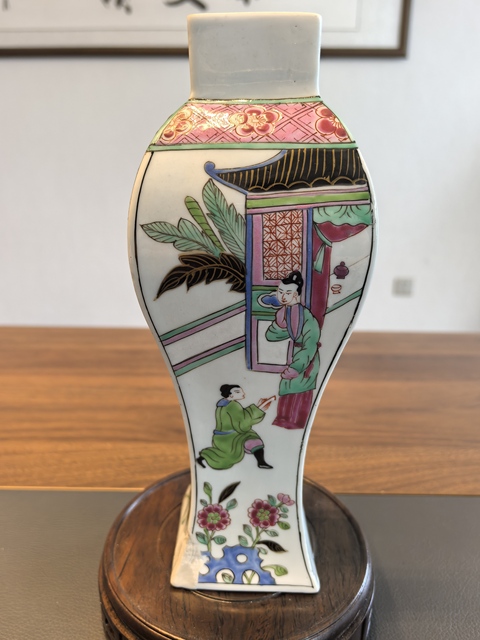 古玩陶瓷民國仿雍正粉彩西廂記暗春宮人物故事紋四方瓶拍賣，當前價格2500元