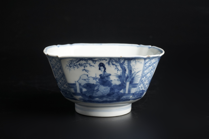 古玩陶瓷清康熙·青花外四美圖內嬰戲紋四方倭角碗真品鑒賞圖