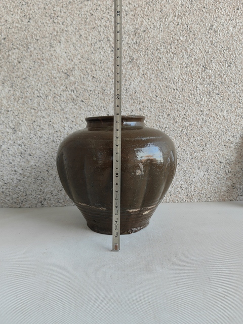 古玩陶瓷茶葉末釉瓜楞罐拍賣,當前價格580元