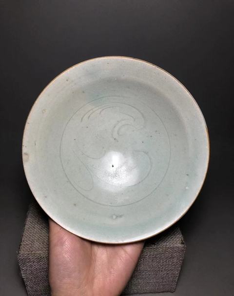 宋，景德鎮(zhèn)窯影青釉鵝紋碗拍賣，當(dāng)前價(jià)格1600元