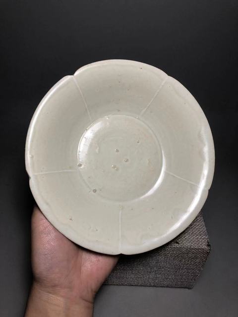 古玩陶瓷青白釉葵口盤真品鑒賞圖