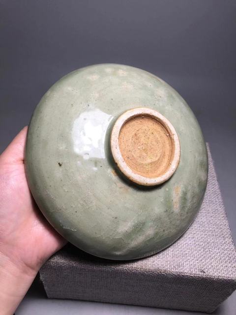 古玩陶瓷龍泉青瓷盤真品鑒賞圖
