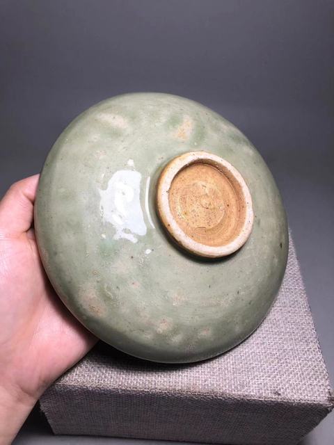 古玩陶瓷龍泉青瓷盤真品鑒賞圖