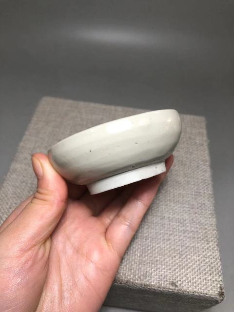 古玩陶瓷青白釉油燈真品鑒賞圖