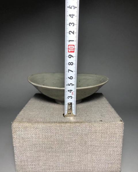 古玩陶瓷青白釉刻花碗真品鑒賞圖