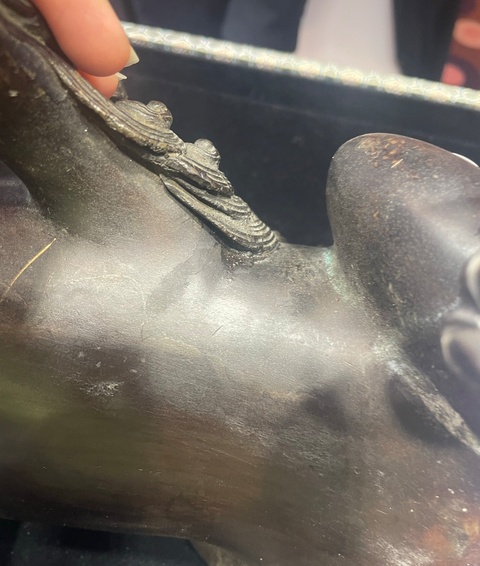 古玩銅器獅子真品鑒賞圖
