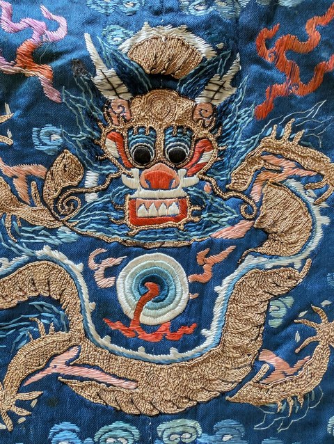 古玩雜項(xiàng)龍紋繡片真品鑒賞圖