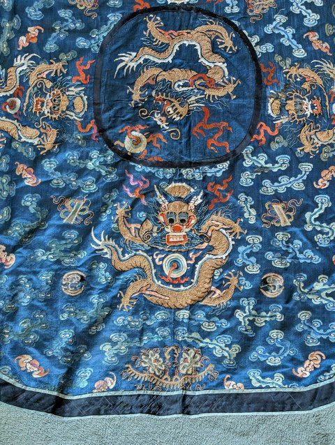 古玩雜項(xiàng)龍紋繡片真品鑒賞圖