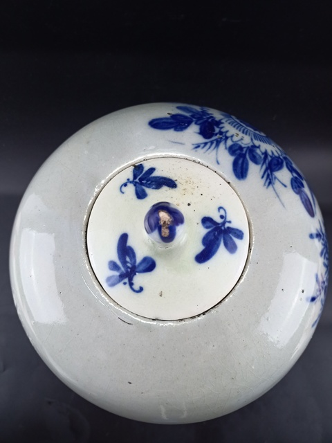 古玩陶瓷【清末】青花花鳥紋冬瓜罐【傳世佳品】【細路畫片】【大師級作品，頂級畫工】拍賣，當(dāng)前價格0元
