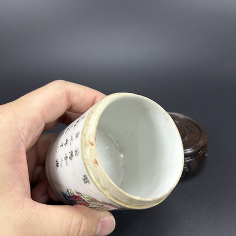古玩陶瓷粉彩無雙譜人物蓋缸真品鑒賞圖