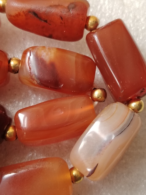 古玩玉器天然紅瑪瑙珠串拍賣(mài),當(dāng)前價(jià)格138元