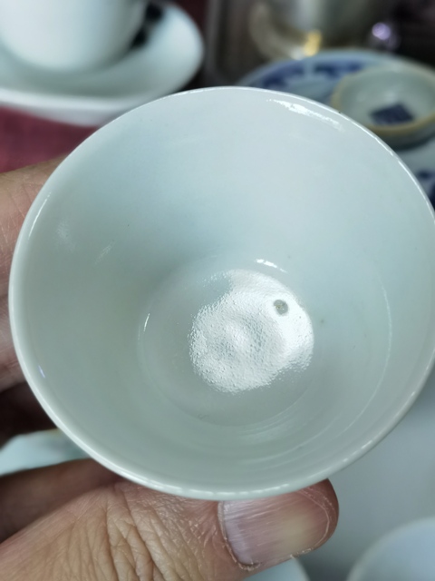 古玩陶瓷團龍紋青花杯真品鑒賞圖