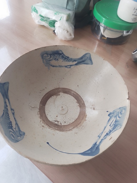 古玩陶瓷磁州窯魚紋青花碗真品鑒賞圖