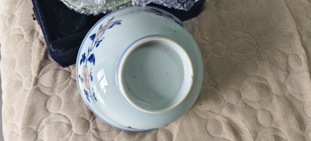古玩陶瓷青花釉里紅碗真品鑒賞圖