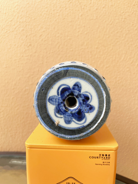 古玩陶瓷青花香插真品鑒賞圖