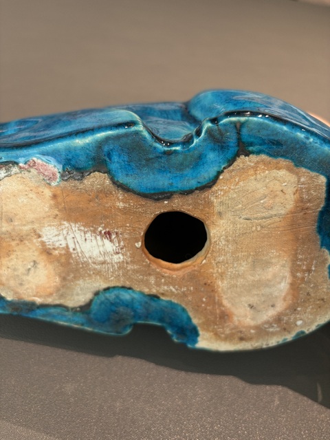 古玩陶瓷孔雀藍釉兔子塑像真品鑒賞圖