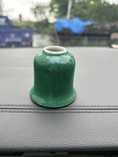 古玩陶瓷綠哥釉水盂真品鑒賞圖