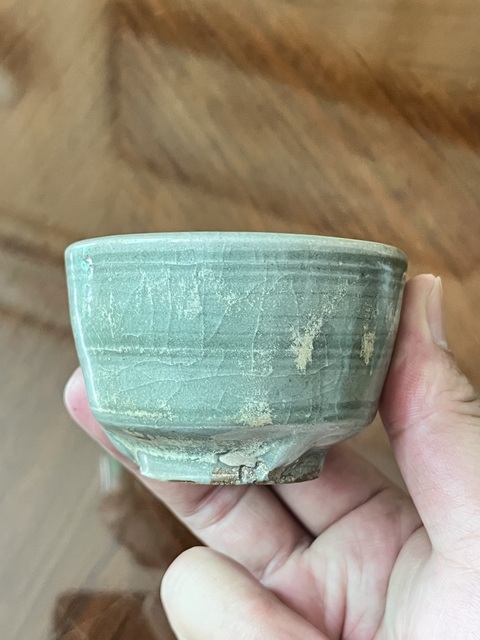 古玩陶瓷元~龍泉青瓷香爐拍賣(mài)，當(dāng)前價(jià)格3280元