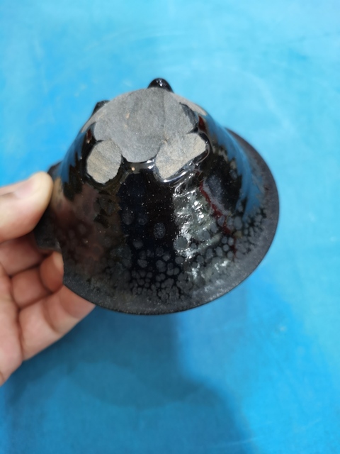 古玩陶瓷南宋建窯油滴盞真品鑒賞圖