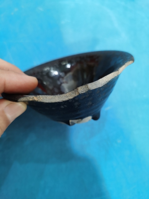 古玩陶瓷南宋建窯油滴盞真品鑒賞圖