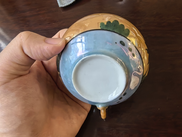 古玩陶瓷椰樹海鷗鵝紋執杯真品鑒賞圖
